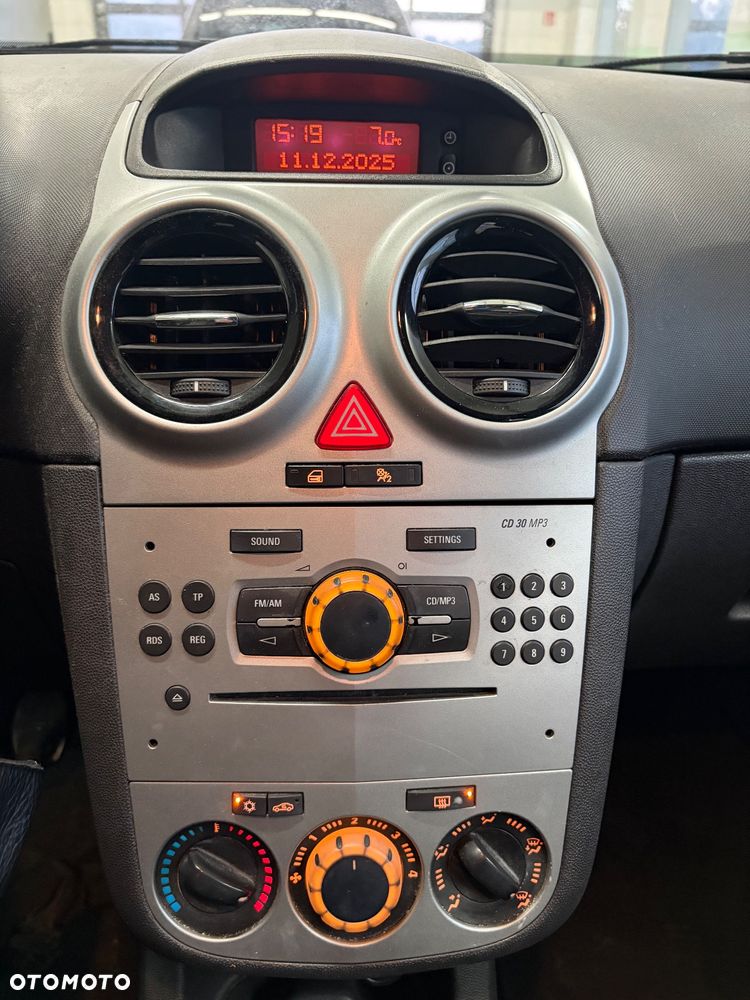 Opel Corsa 1.2 16V Enjoy - 23