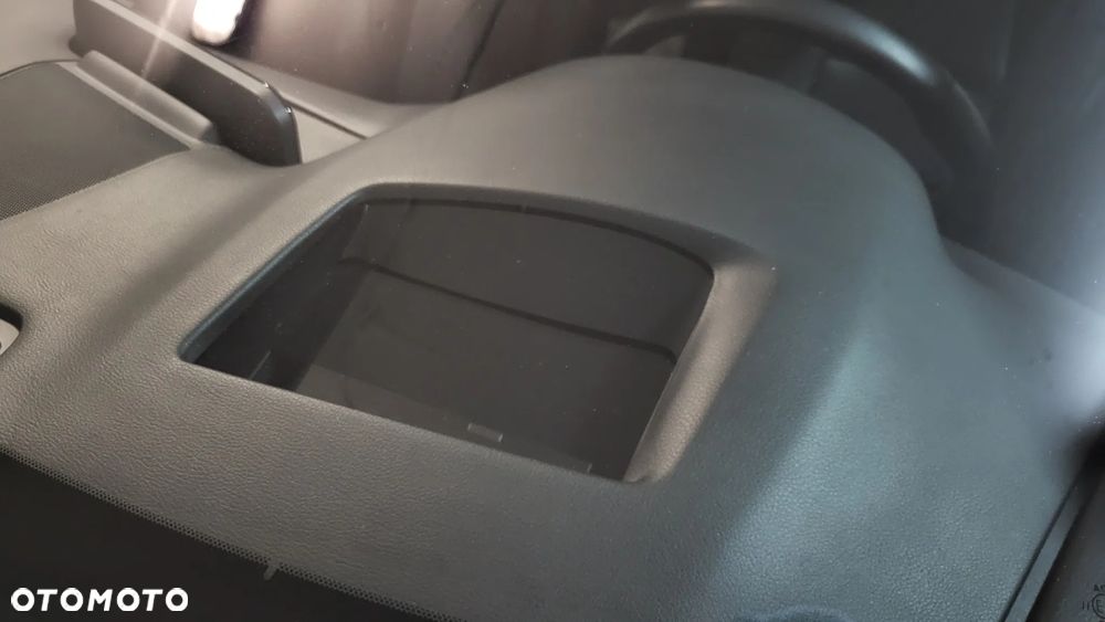 Mazda 3 2.0 mHEV Hikari - 33