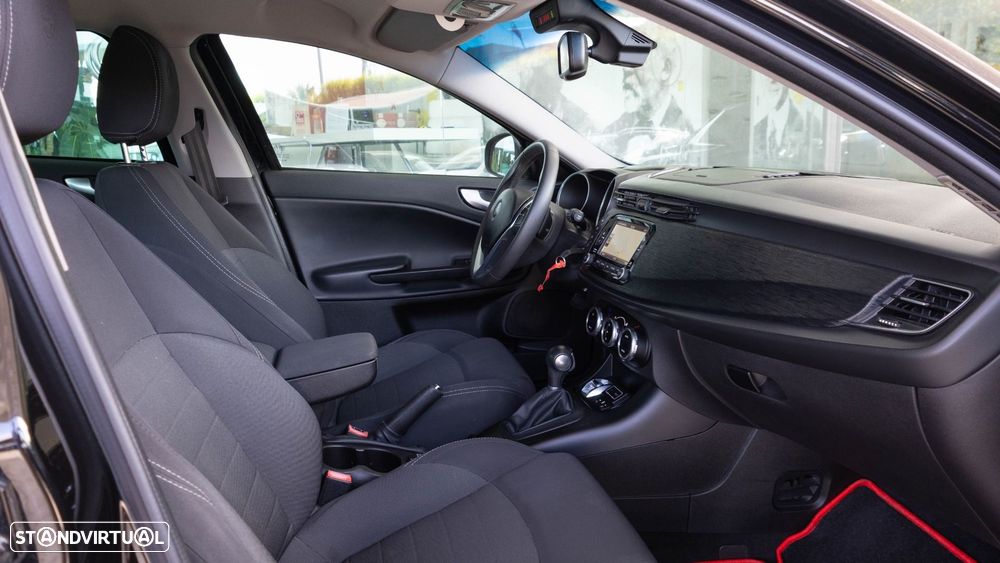 Alfa Romeo Giulietta 1.6 JTDm TCT - 9