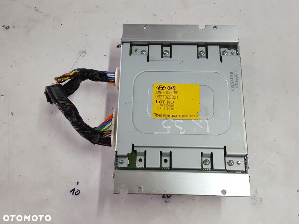 HYUNDAI ix35 10-15r WZMACNIACZ AUDIO 963702S301 - 3