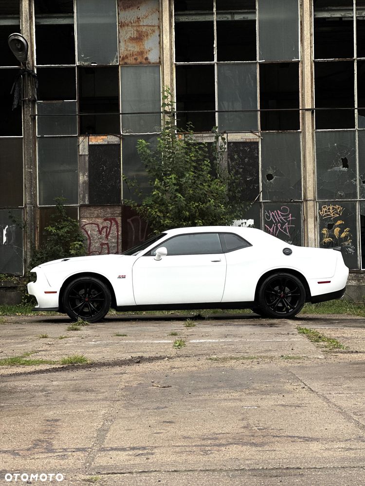 Dodge Challenger 5.7 R/T - 3