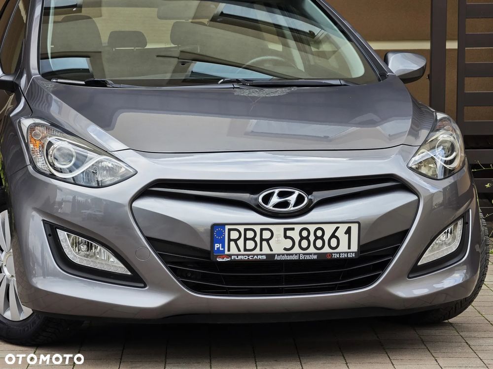 Hyundai i30 1.4 Comfort - 12