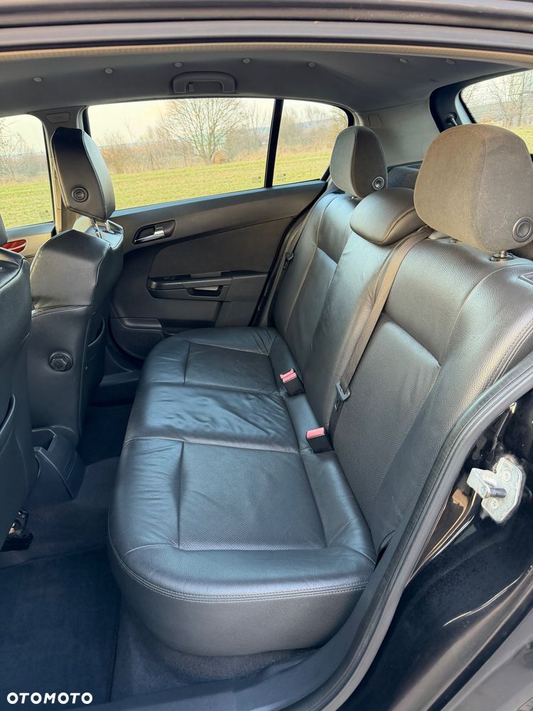 Opel Astra 1.9 CDTI Edition - 8