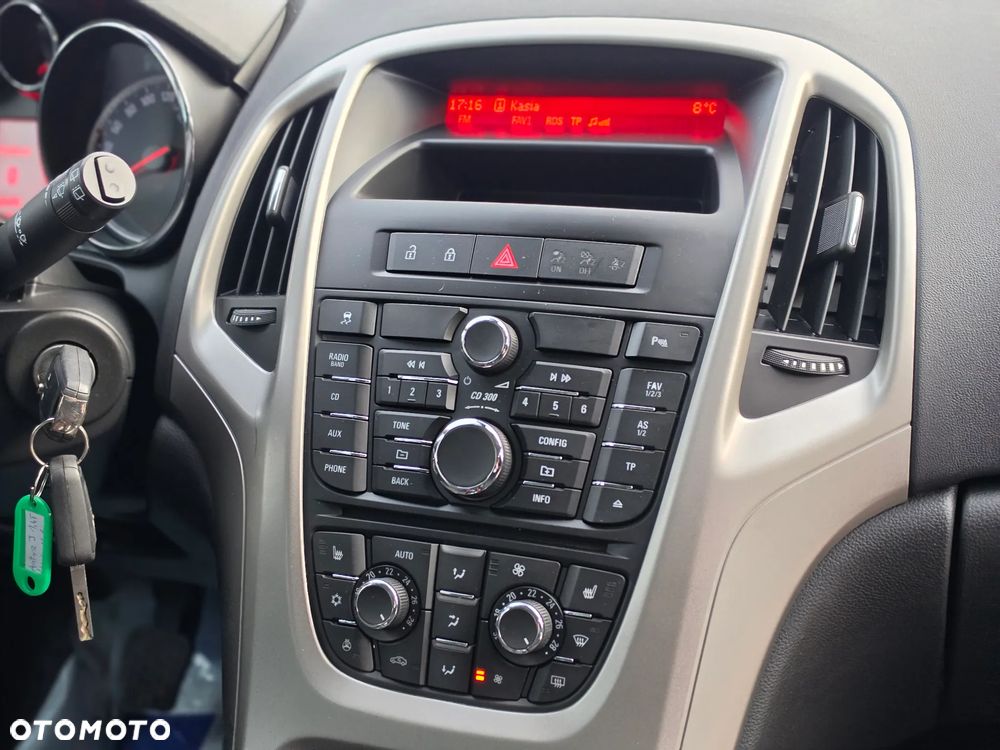 Opel Astra 1.4 Turbo 150 Jahre - 5