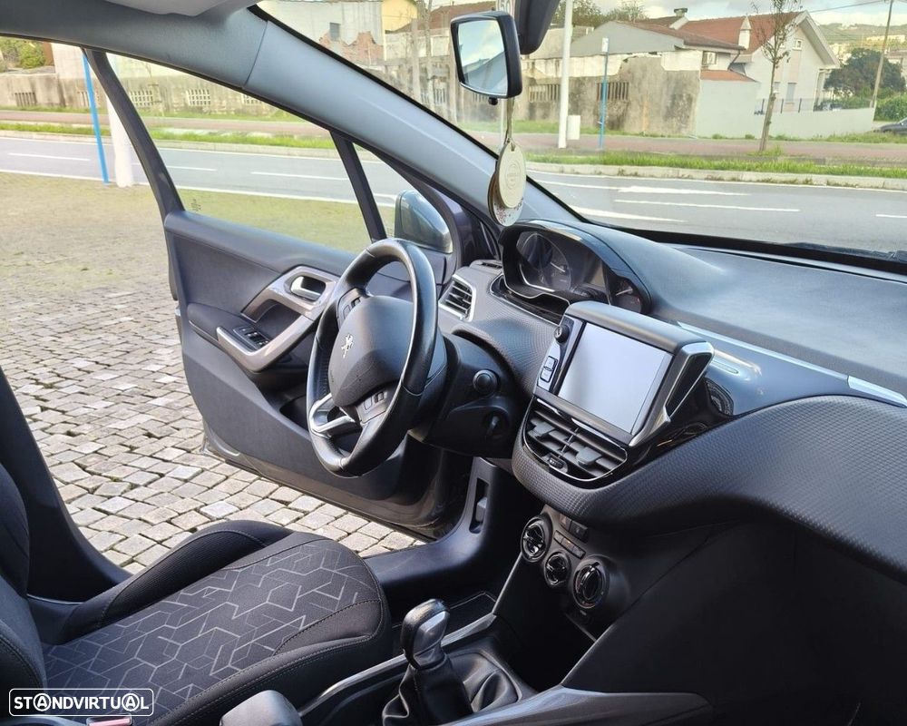 Peugeot 2008 1.6 BlueHDi Active - 10