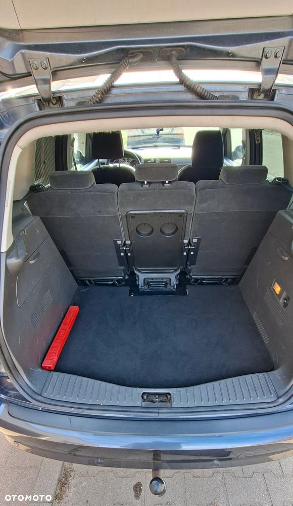 Ford C-MAX 2.0 Ghia - 12