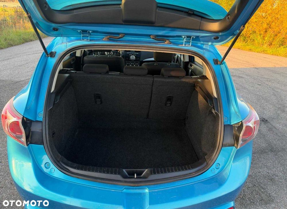 Mazda 3 - 4