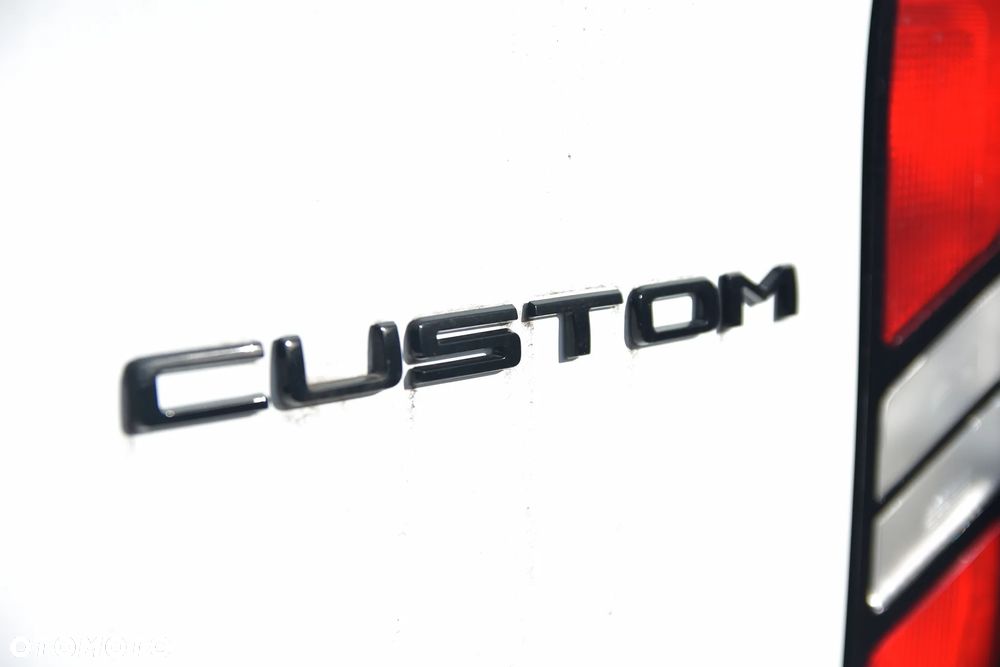 Ford Transit Custom Furgon L2H1 136KM - 20