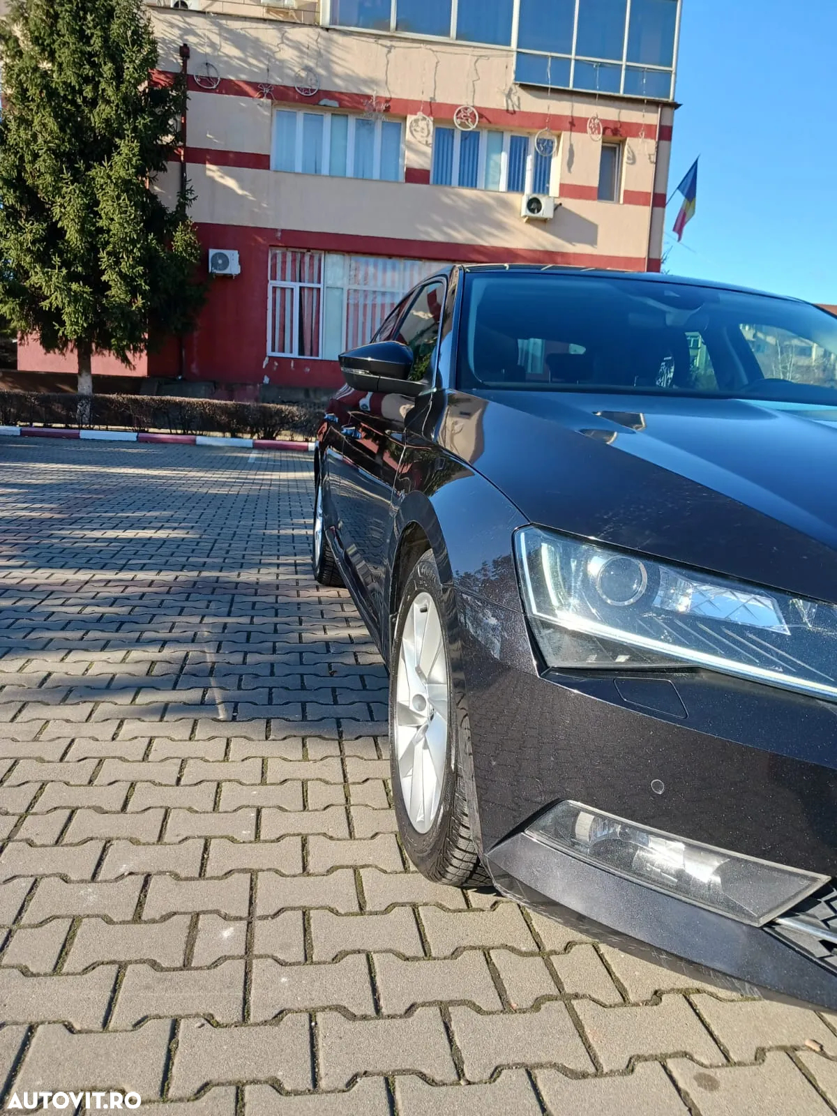 Skoda Superb 2.0 TDI Premium Edition - 17