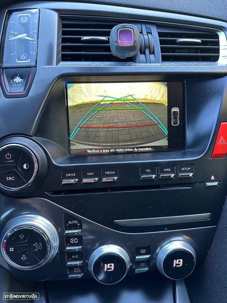 Citroën DS5 1.6 BlueHDi So Chic - 15