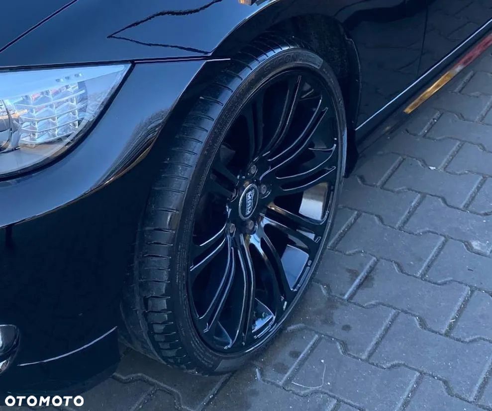 BMW Seria 3 320i - 25