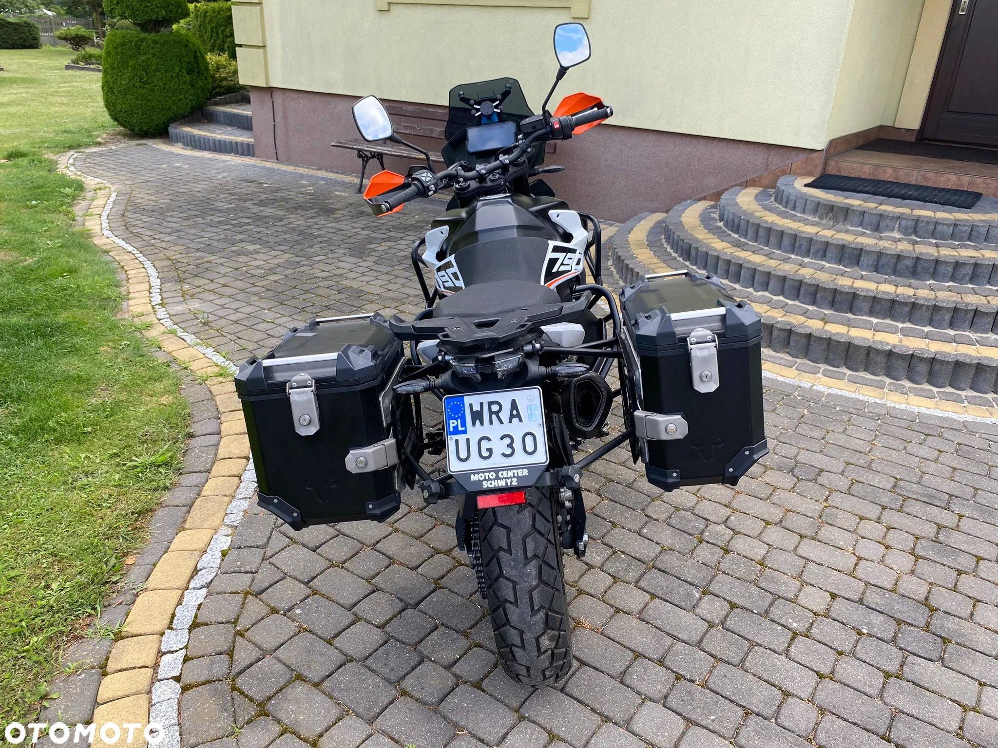 KTM Adventure - 6