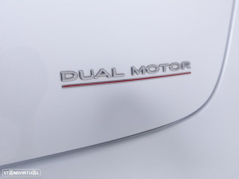 Tesla Model 3 Long Range AWD Dual Motor Performance - 15