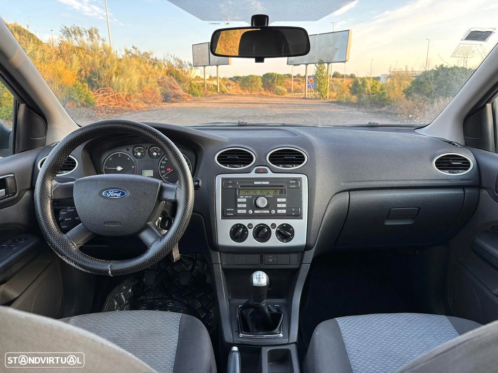 Ford Focus 1.6 TDCi Ghia - 4
