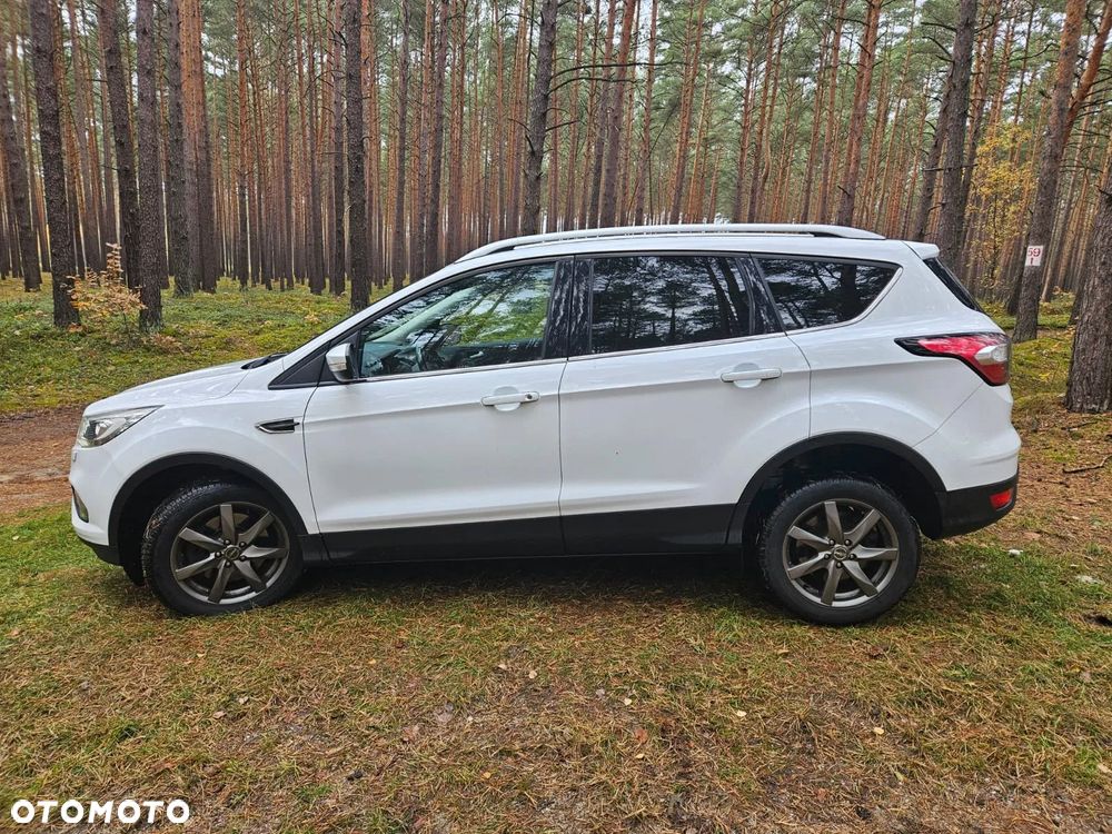 Ford Kuga - 12