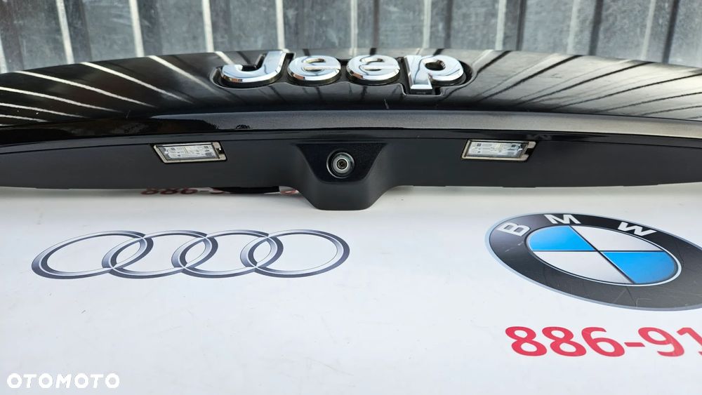 JEEP GRAND CHEROKEE WK2 LIFT 2015- Listwa klapy bagażnika Blenda - 3