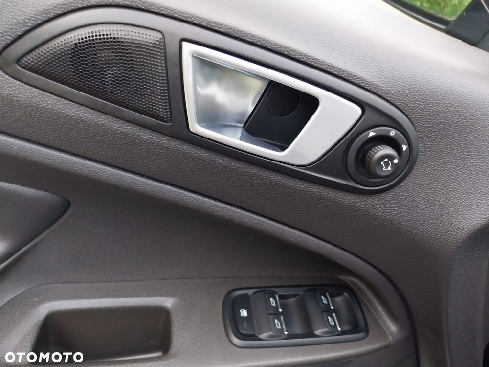 Ford EcoSport 1.0 EcoBoost Titanium ASS - 19