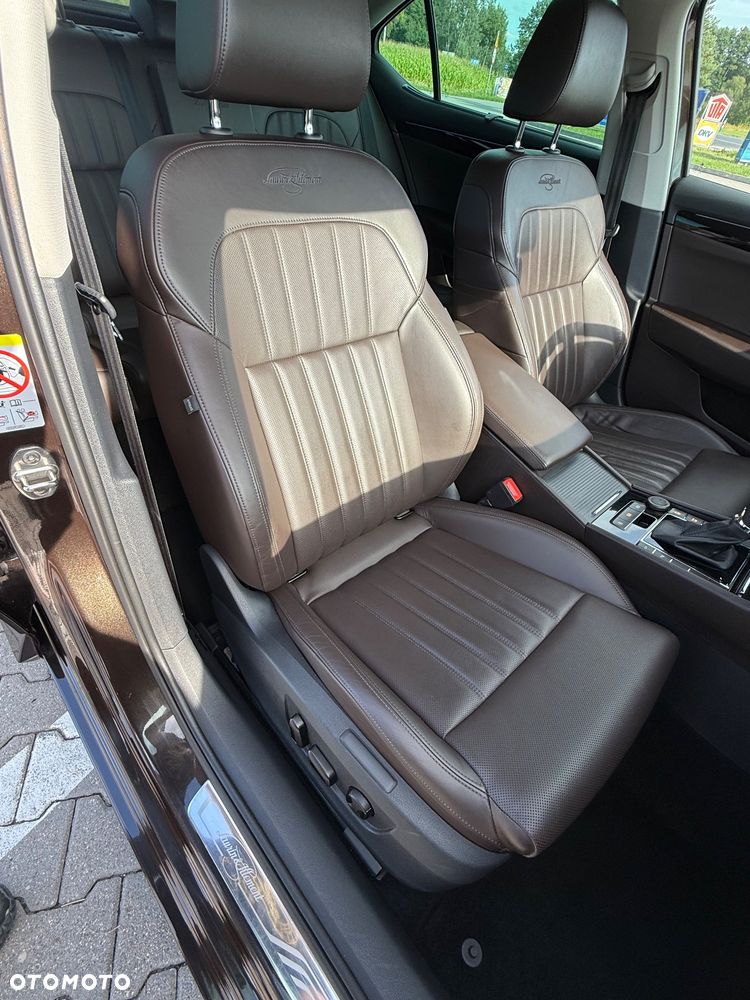 Skoda Superb 2.0 TDI 4x4 L&K DSG - 22