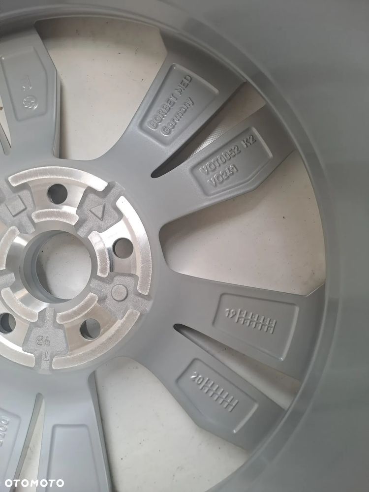 FELGI 5x112 7.5Jx18 CALI ET50 10A071498 VW SEAT SKODA AUDI DEMO NOWE Komplet - 8