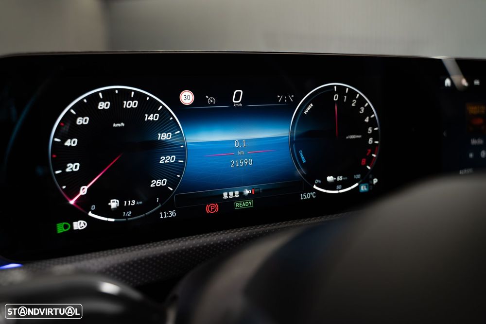 Mercedes-Benz CLA 250 e Shooting Brake AMG Line - 25