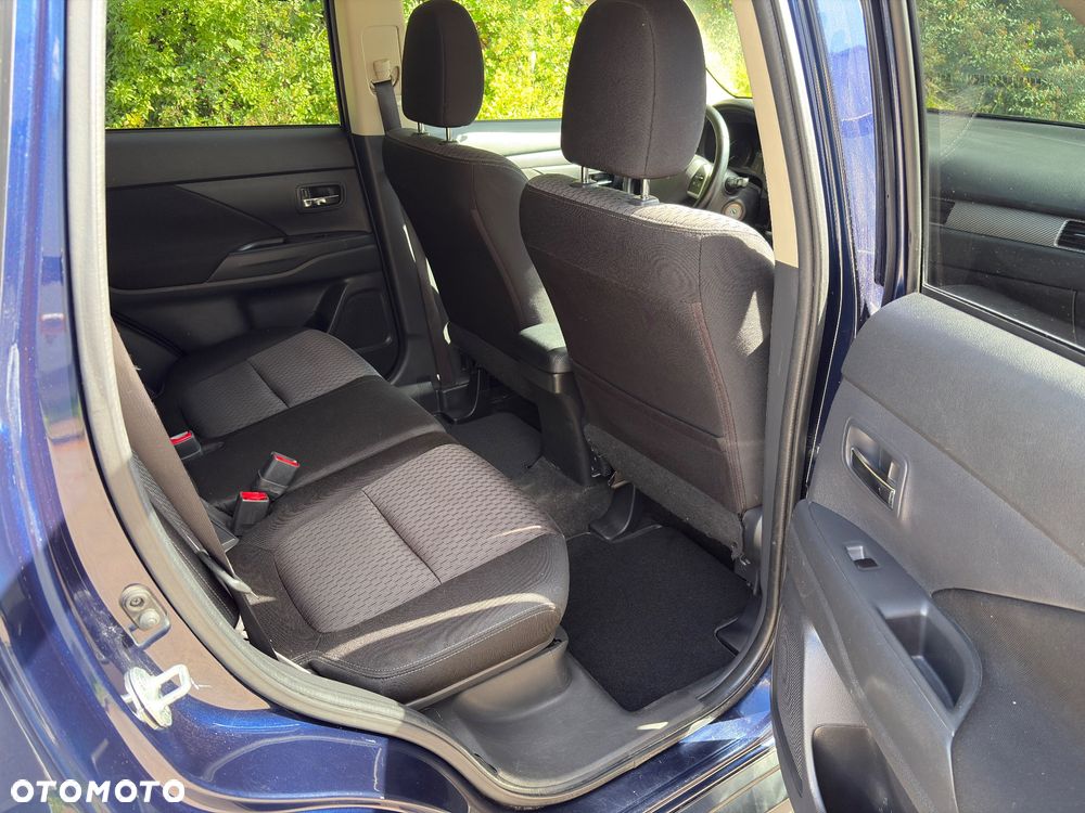 Mitsubishi Outlander 2.2 DID Intense + 4WD - 20