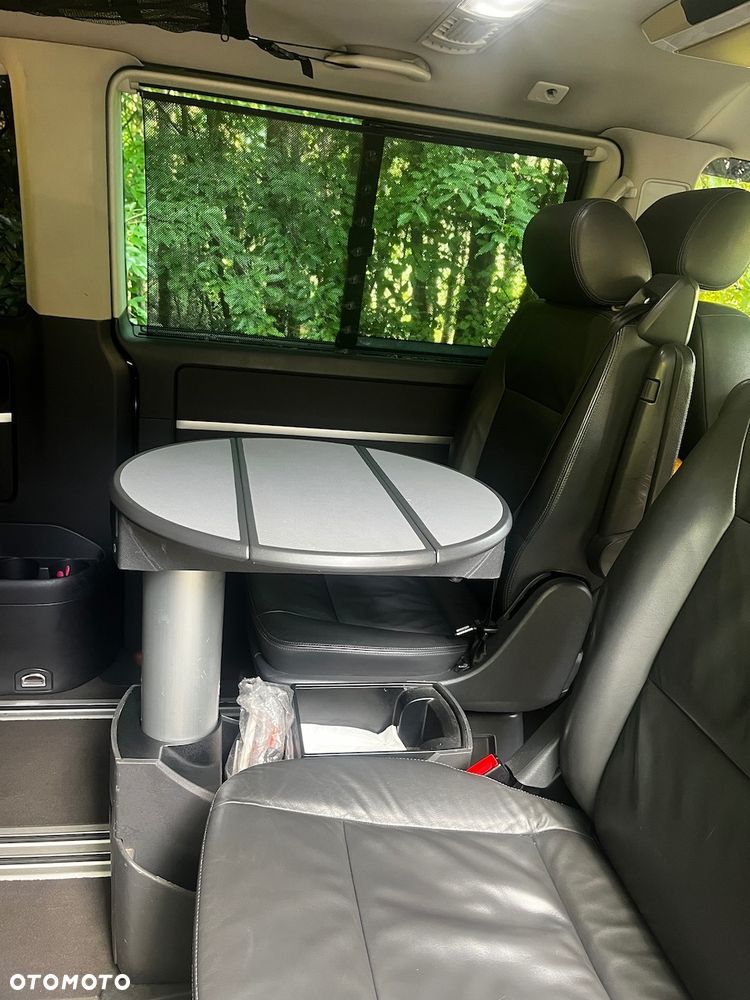 Volkswagen Multivan - 6