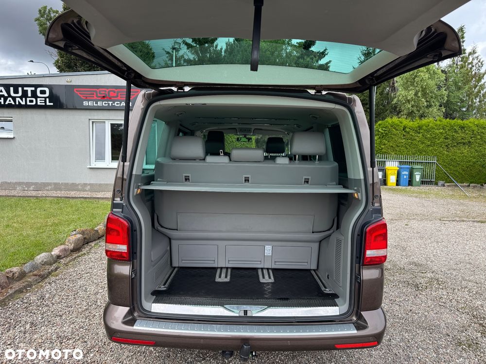 Volkswagen Multivan - 31