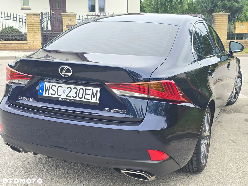 Lexus IS 200t / 300 Prestige - 12