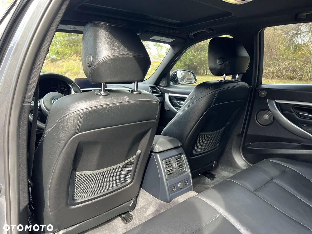 BMW Seria 3 - 32