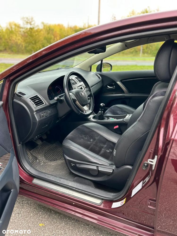 Toyota Avensis 2.0 D-4D Premium - 10