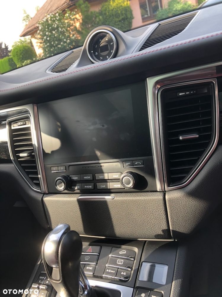 Porsche Macan - 14