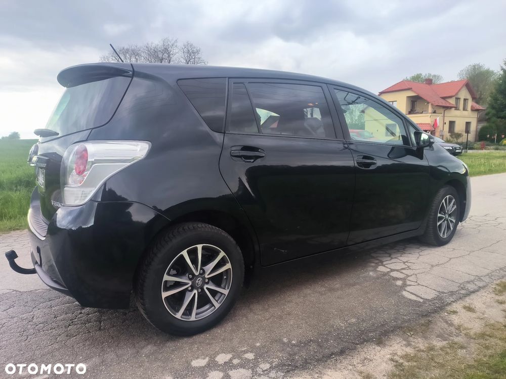 Toyota Verso - 11