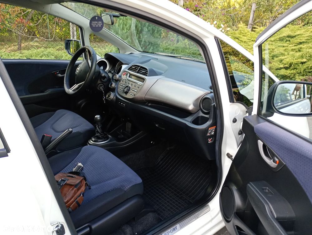 Honda Jazz 1.2 Base - 2