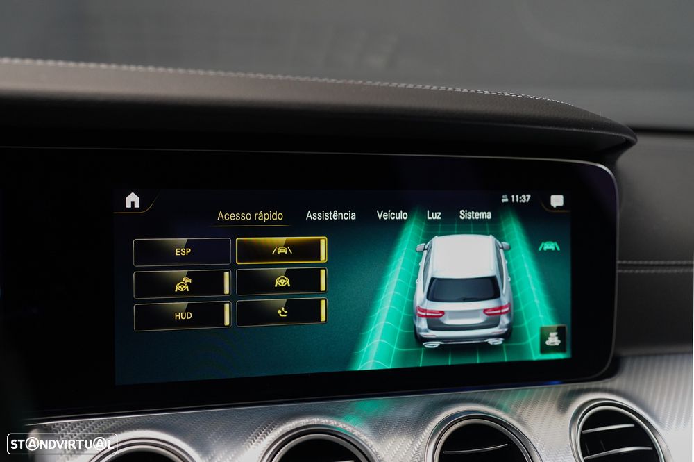 Mercedes-Benz E 300 de AMG Line - 28