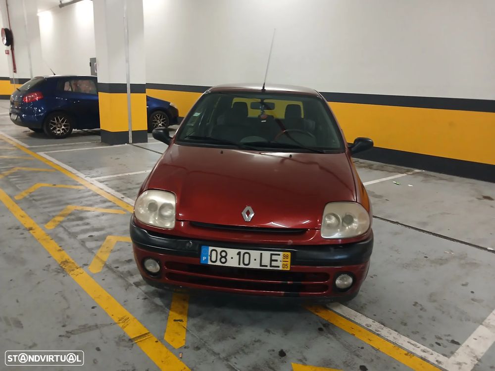 Renault Clio - 2