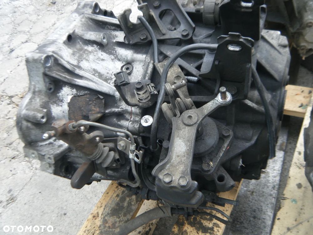 SKRZYNIA BIEGÓW TOYOTA VERSO 07r 2,2 D4D 2AD  =radom - 2