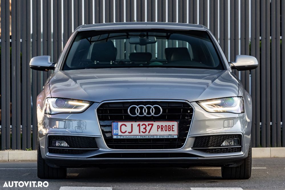 Audi A4 2.0 TDI DPF multitronic S line Sportpaket - 2