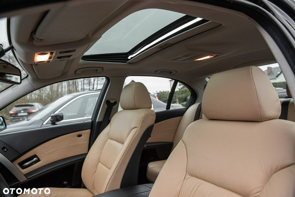 BMW Seria 5 520d Special Edition - 8
