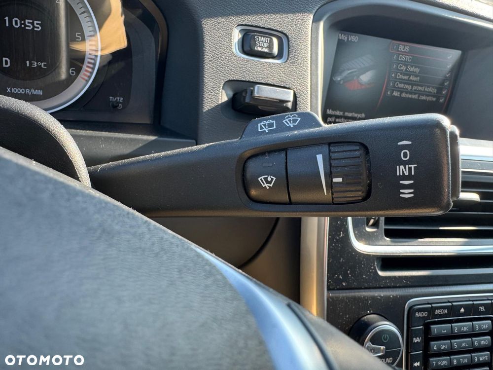 Volvo V60 D3 Geartronic Momentum - 17