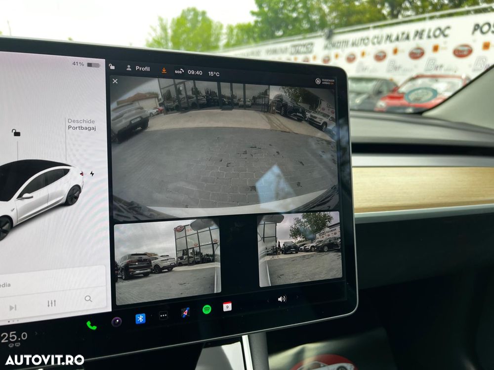Tesla Model 3 - 16