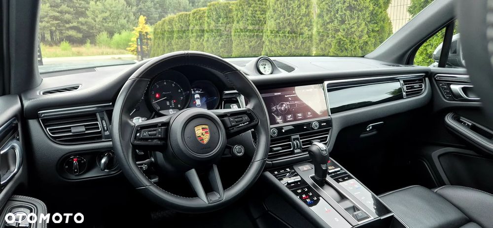 Porsche Macan T - 34