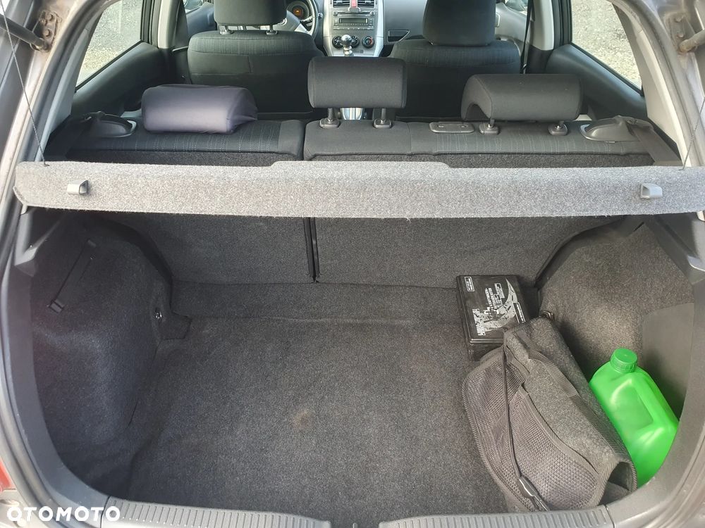 Toyota Auris - 3