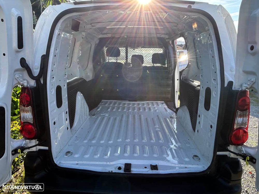 Citroën Berlingo 1.6HDI 3Lug. Longa - 14