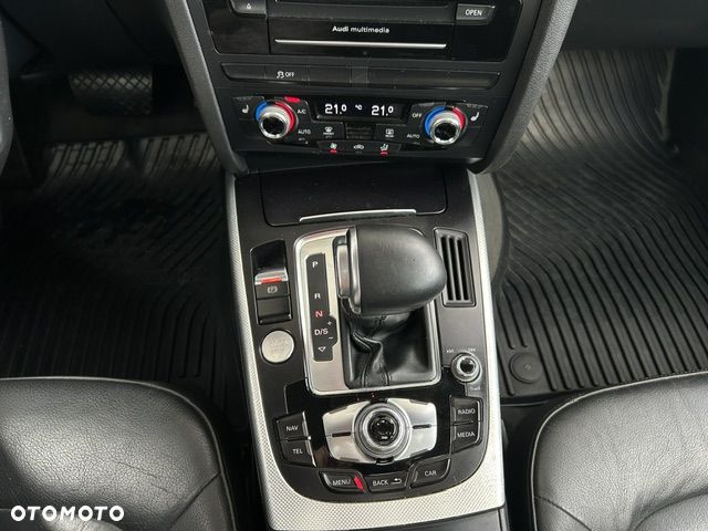 Audi A4 Limousine - 19