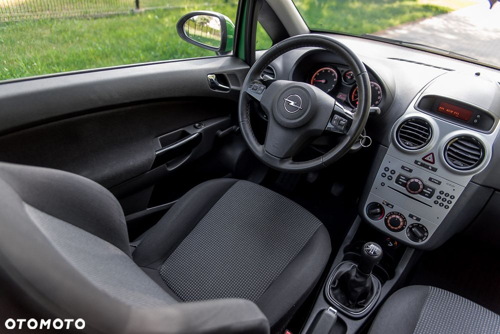 Opel Corsa 1.2 16V (ecoFLEX) Color Edition - 36