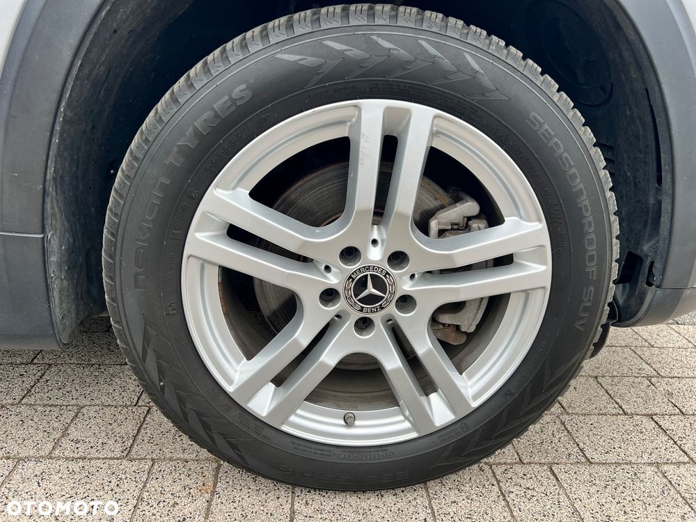 Mercedes-Benz GLB 250 4-Matic 8G-DCT - 21