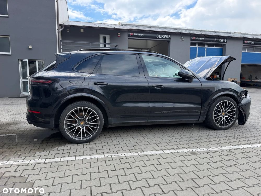 Porsche Cayenne Tiptronic S - 2