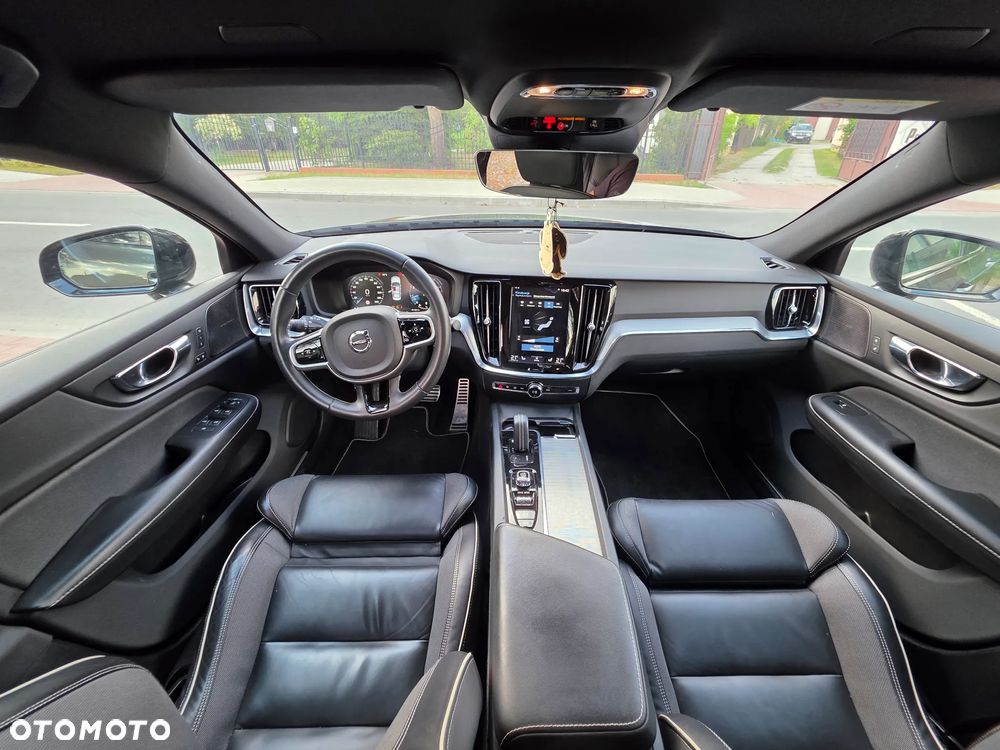 Volvo S60 B4 B R-Design - 15