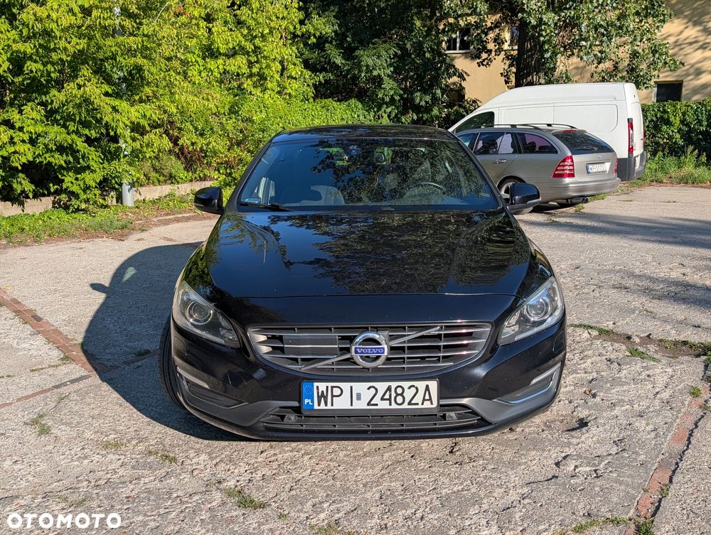 Volvo S60 D4 Geartronic Momentum - 1