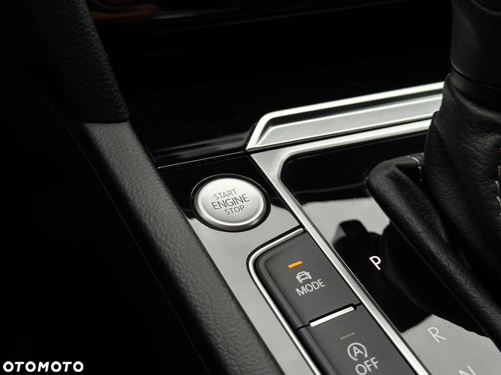Volkswagen Arteon 2.0 TSI R-Line DSG - 28